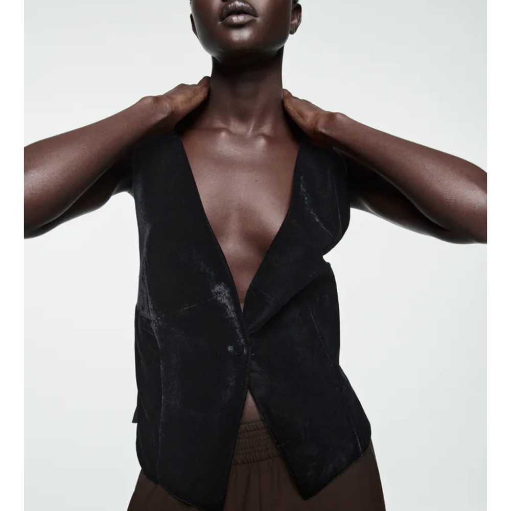 Zara combination velvet vest with straps in the back